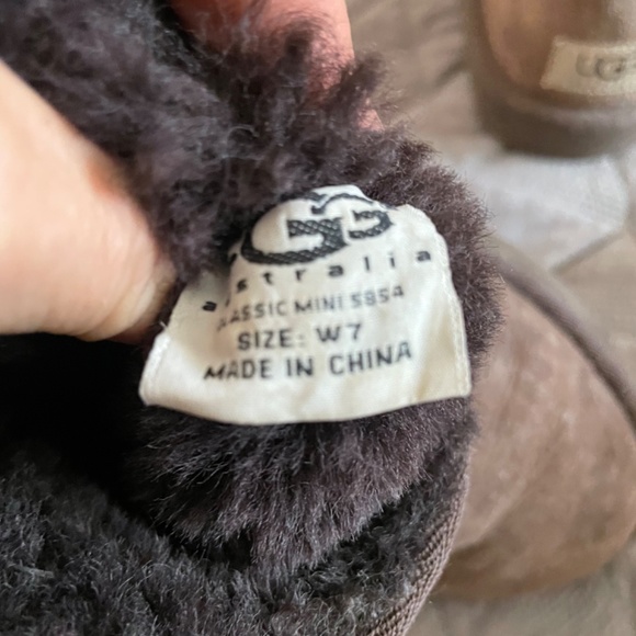 Kids Ugg - Picture 3 of 3